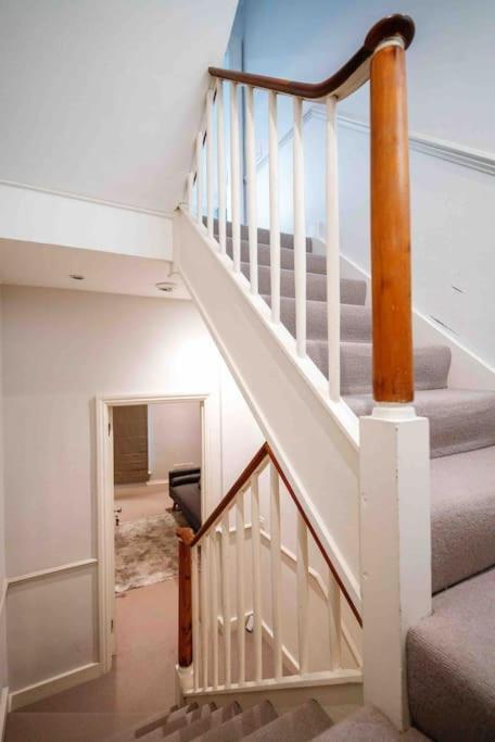 Spacious And Cosy 3Brs 5F House In Heart Of Лондон Экстерьер фото