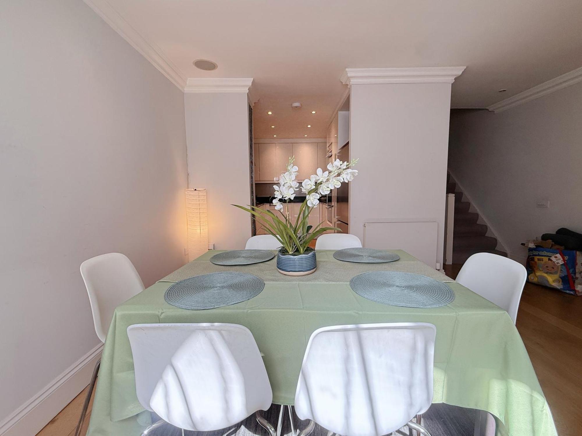 Spacious And Cosy 3Brs 5F House In Heart Of Лондон Экстерьер фото