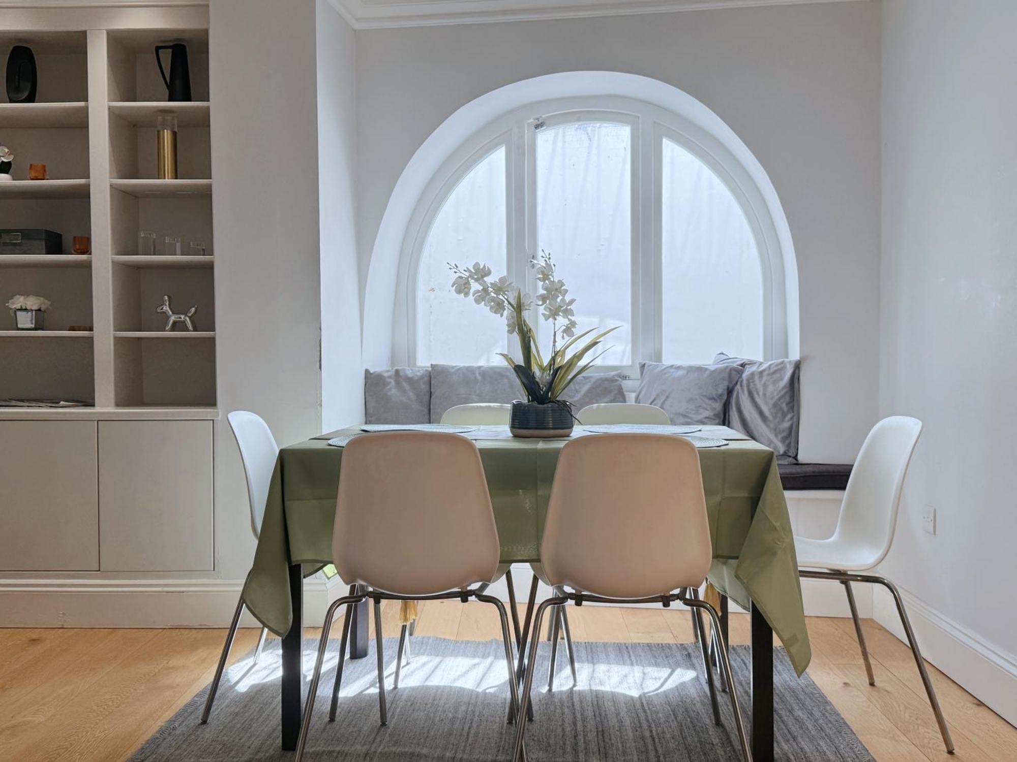 Spacious And Cosy 3Brs 5F House In Heart Of Лондон Экстерьер фото